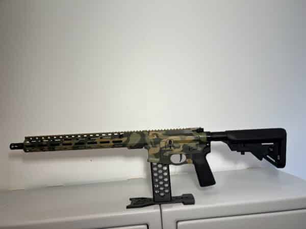M4 Broadsword 223 Wylde 16" (woodland camo) - Bilde 2