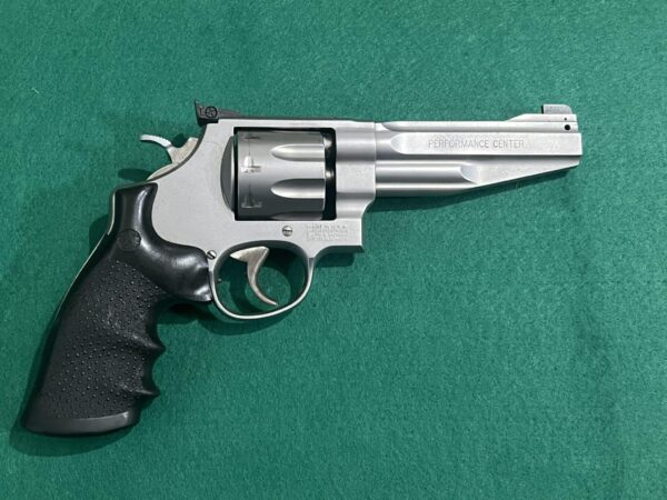 Smith & Wesson 627 Pro Performance center,.357 Magnum 5" 8rd